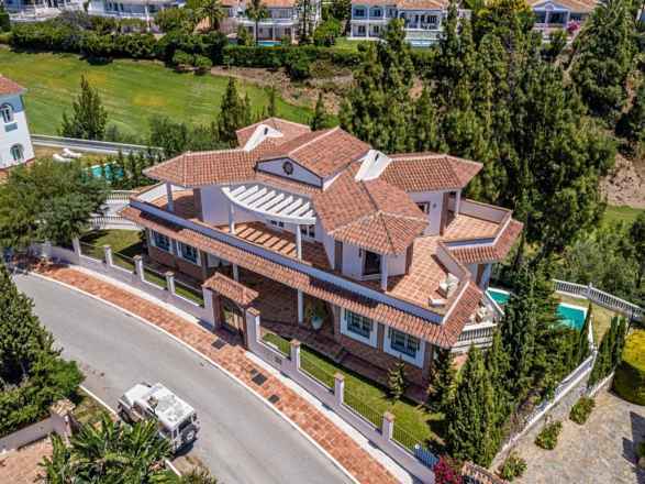 Villa For Sale in El Chaparral. Murcia