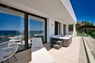 Thumbnail von Villa For Sale in Estepona, Málaga