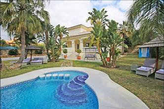 Thumbnail von Villa For Sale in New Golden Mile, Málaga