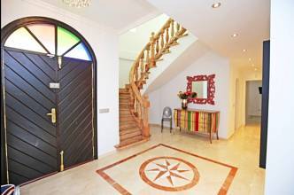 Thumbnail von Villa For Sale in New Golden Mile, Málaga