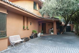 Thumbnail von Villa For Sale in Calahonda, Málaga