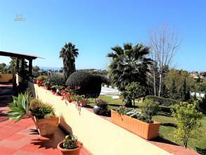 Thumbnail von Villa For Sale in Estepona, Málaga