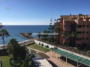 Apartment For Sale in Puerto Banús, Málaga