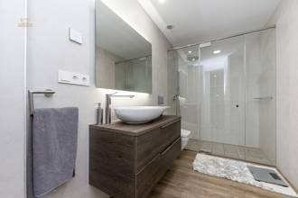 Thumbnail von Apartment For Sale in Estepona, Málaga