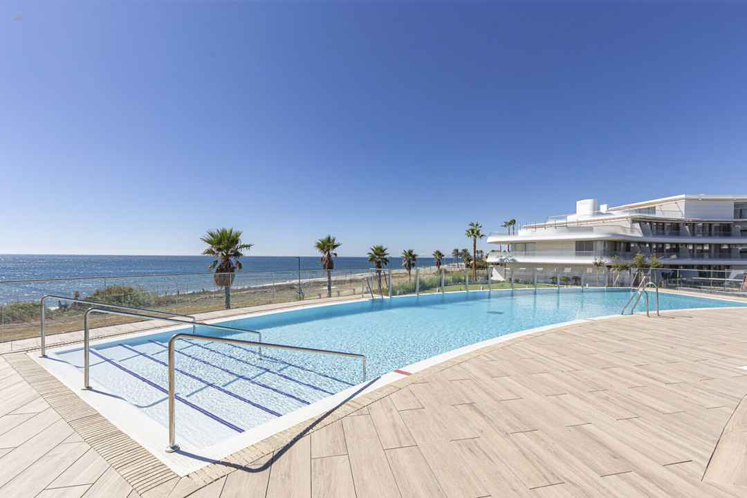 Apartment For Sale in Estepona, Málaga