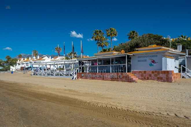 Villa For Sale in Marbella, Málaga