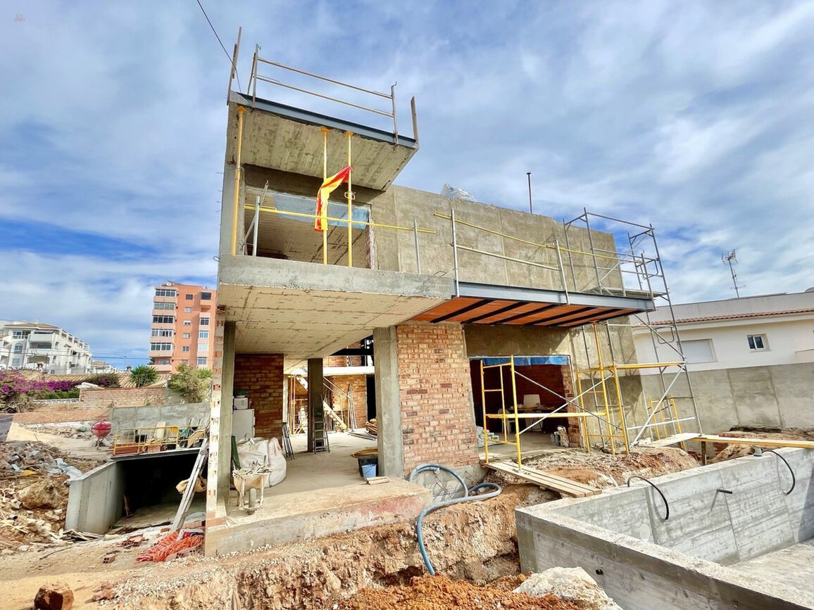 Thumbnail von Villa For Sale in Benalmadena, Málaga