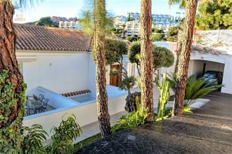 Thumbnail von Villa For Sale in Calahonda, Málaga