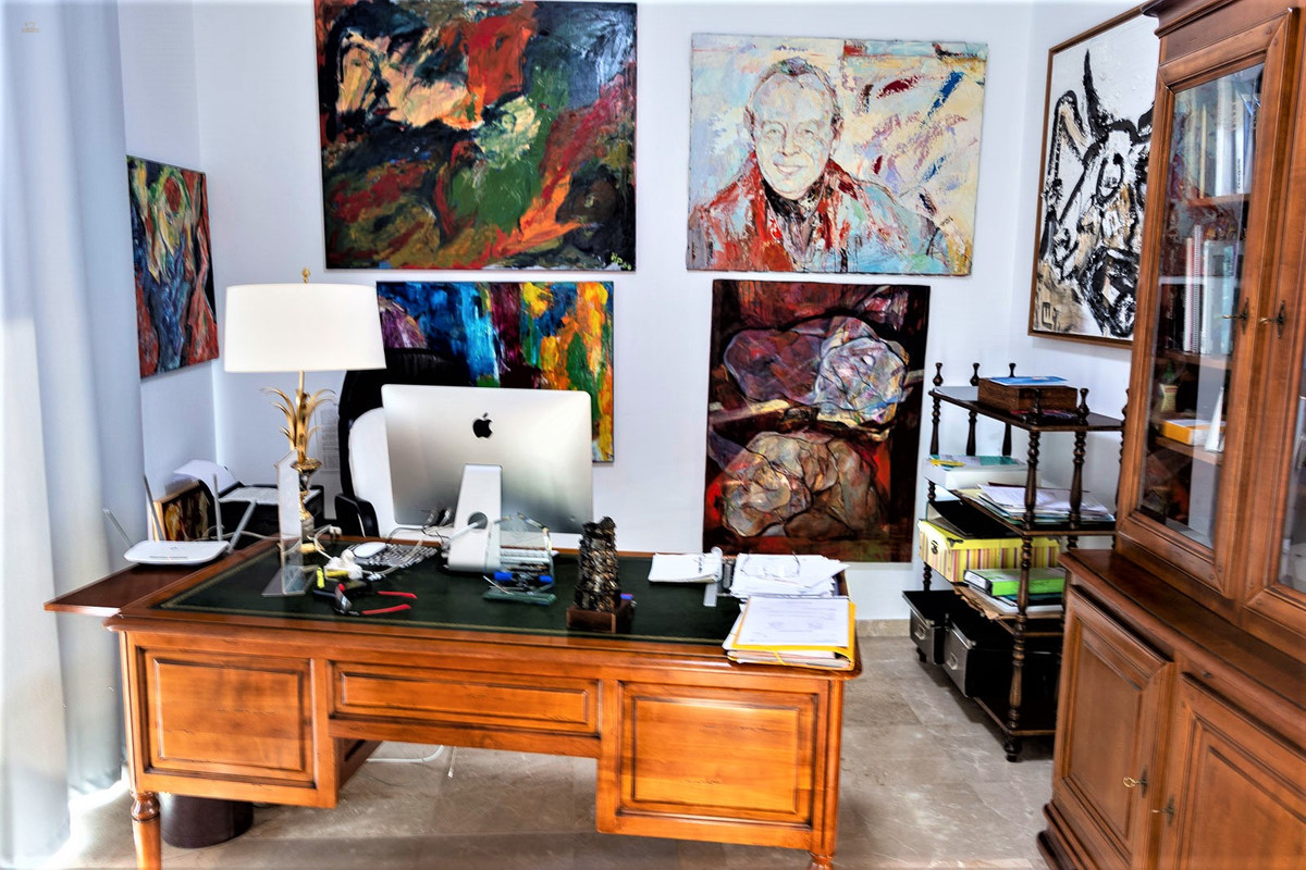 Thumbnail von Villa For Sale in Calahonda, Málaga