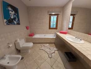 Thumbnail von Villa For Sale in Estepona, Málaga