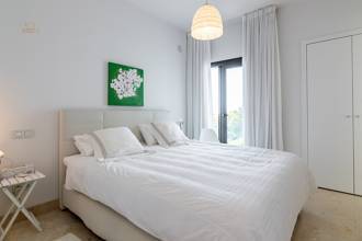 Thumbnail von Villa For Sale in Benahavis, Málaga