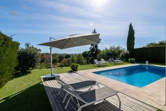 Thumbnail von Villa For Sale in Benahavis, Málaga