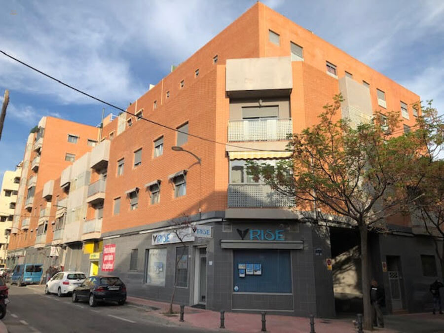 Thumbnail von Commercial Property For Sale in Alicante