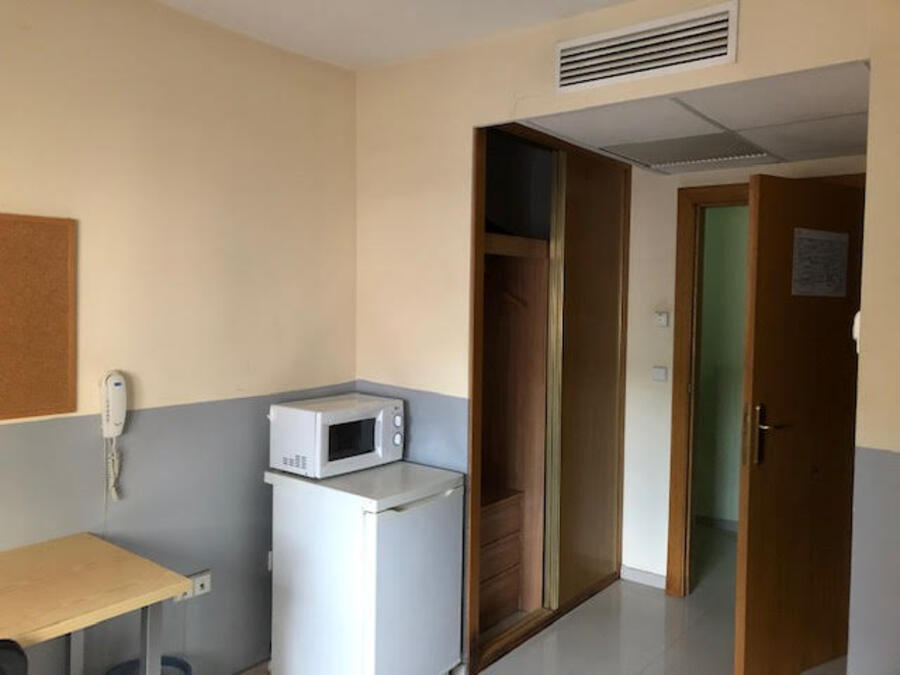 Thumbnail von Commercial Property For Sale in Alicante