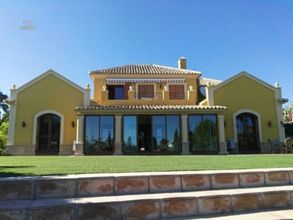 Thumbnail von Luxus-Villa in El Paraiso R2696153