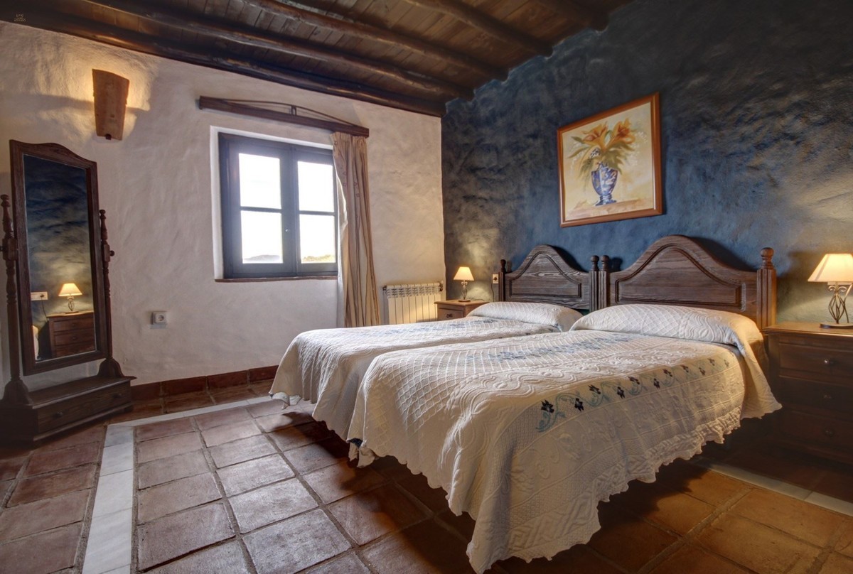 Thumbnail von Commercial Property For Sale in Benadalida, Málaga