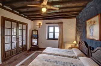 Thumbnail von Commercial Property For Sale in Benadalida, Málaga