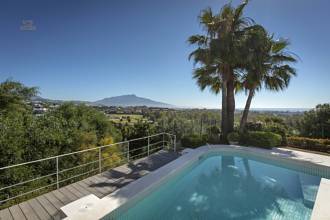 Thumbnail von Villa For Sale in Benahavis, Málaga