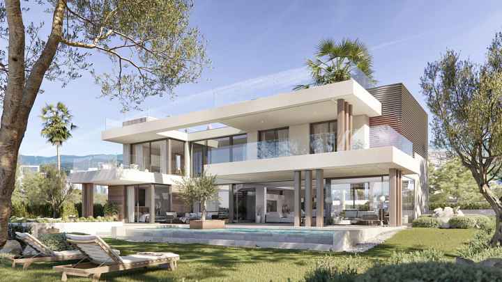 Villa For Sale in Estepona, Málaga