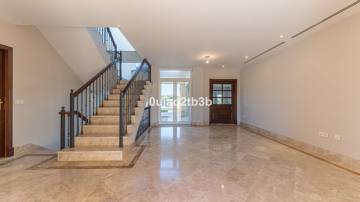 Thumbnail von Villa For Sale in Santa Clara, Málaga