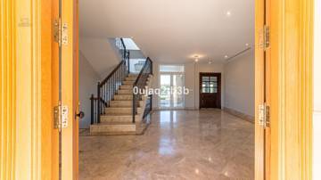 Thumbnail von Villa For Sale in Santa Clara, Málaga