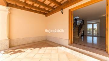 Thumbnail von Villa For Sale in Santa Clara, Málaga