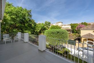 Thumbnail von Villa For Sale in San Pedro de Alcántara, Málaga