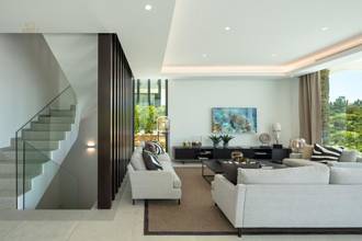 Thumbnail von Villa For Sale in Estepona, Málaga