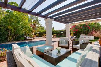 Thumbnail von Villa For Sale in Atalaya, Málaga