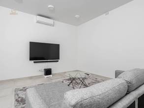 Thumbnail von Villa For Sale in Atalaya, Málaga