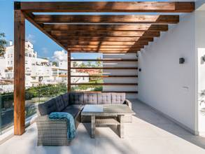 Thumbnail von Villa For Sale in Atalaya, Málaga