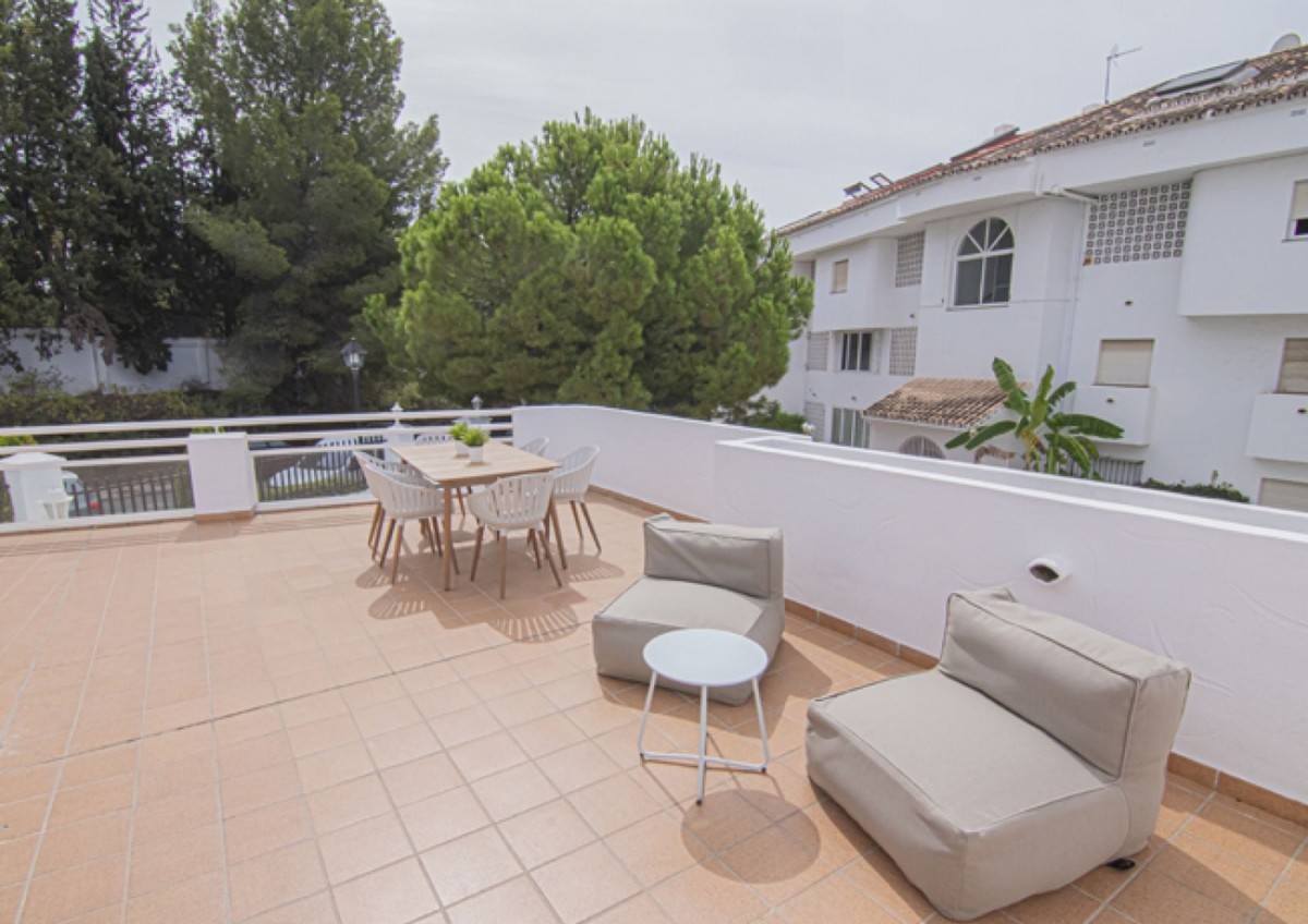 Thumbnail von Commercial Property For Sale in Nueva Andalusia, Málaga