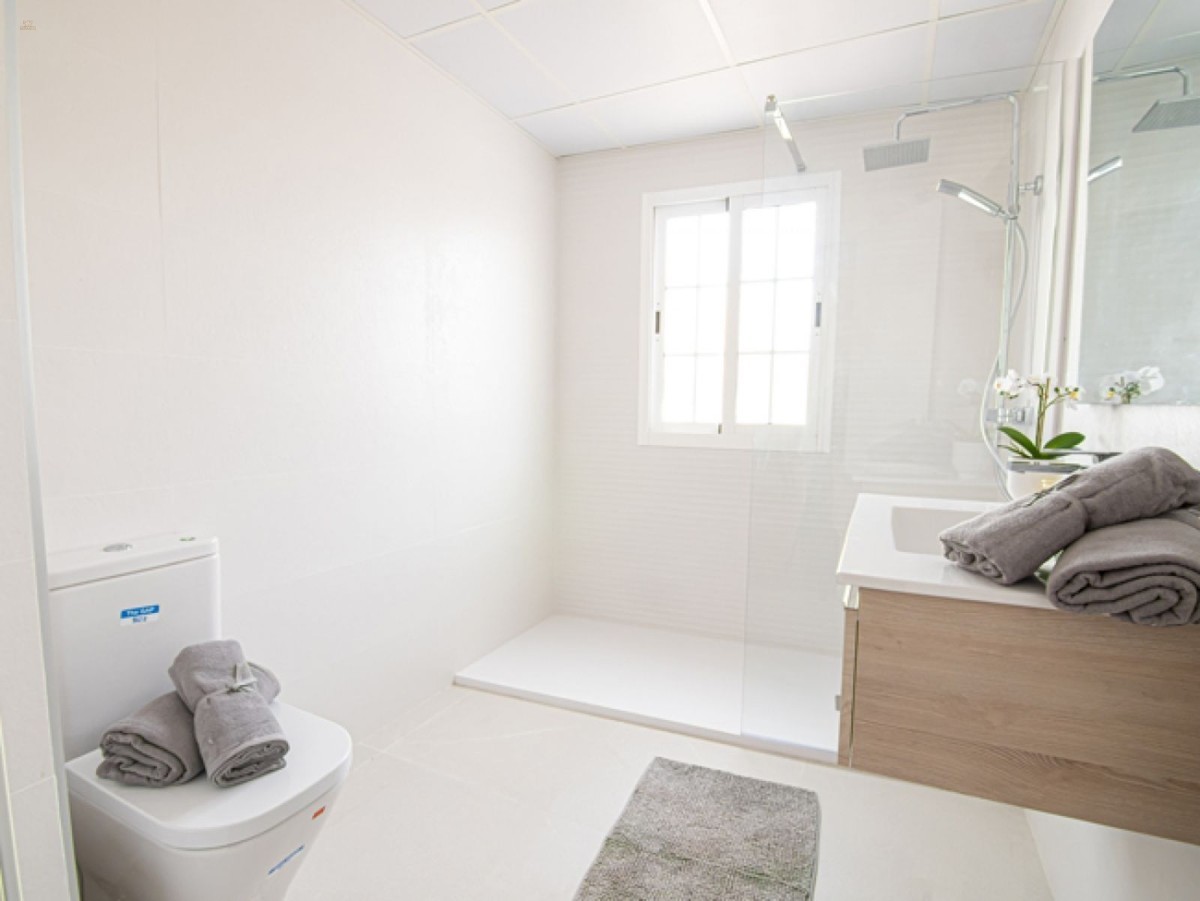 Thumbnail von Commercial Property For Sale in Nueva Andalusia, Málaga