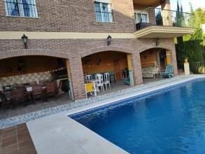 Thumbnail von Villa For Sale in Benalmadena, Málaga