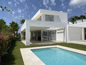 Thumbnail von Villa For Sale in Rio Real, Málaga