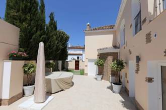 Thumbnail von Villa For Sale in San Pedro de Alcántara, Málaga
