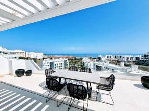 Apartment For Sale in Fuengirola, Málaga
