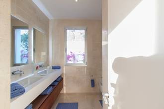 Thumbnail von Villa For Sale in Marbella, Málaga