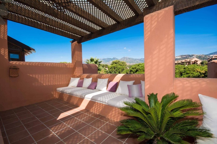 Thumbnail von Luxus-Wohnung in Los Monteros R2671424