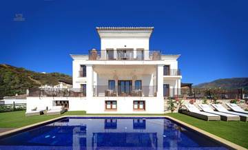 Thumbnail von Villa For Sale in Benahavis, Málaga