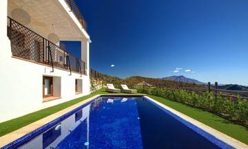 Thumbnail von Villa For Sale in Benahavis, Málaga