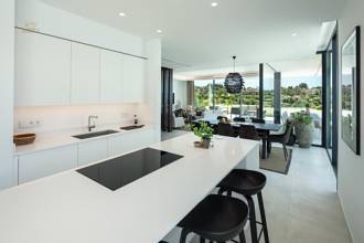 Thumbnail von Villa For Sale in Estepona, Málaga