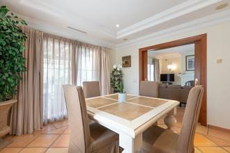 Thumbnail von Villa For Sale in Marbella, Málaga