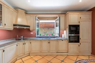 Thumbnail von Villa For Sale in Marbella, Málaga