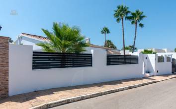Thumbnail von Villa For Sale in Marbella, Málaga