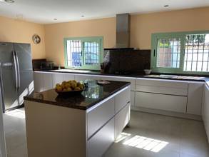 Thumbnail von Villa For Sale in Marbella, Málaga