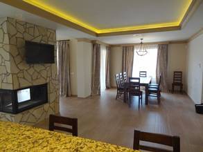 Thumbnail von Villa For Sale in Elviria, Málaga