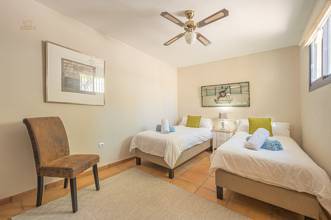 Thumbnail von Villa For Sale in Estepona, Málaga