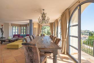 Thumbnail von Villa For Sale in Estepona, Málaga