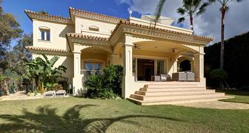 Thumbnail von Villa For Sale in Calahonda, Málaga